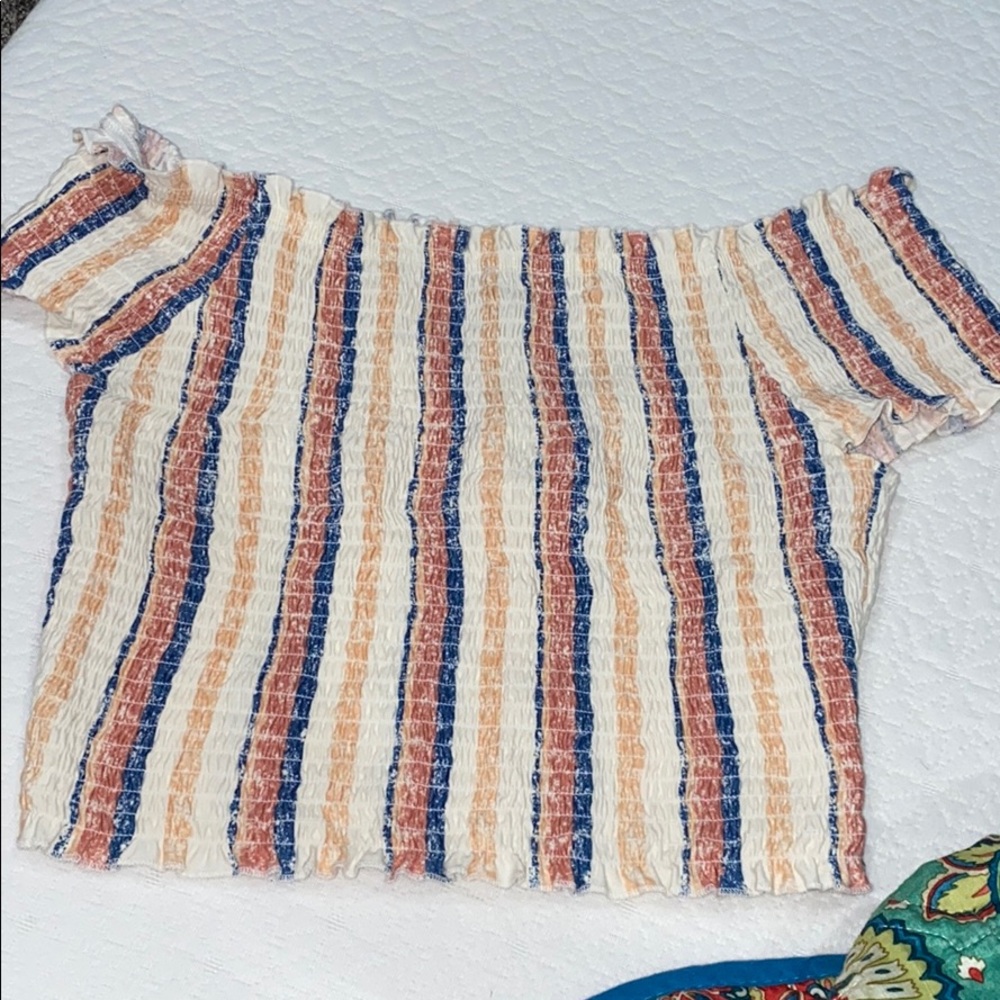 Crop top size L